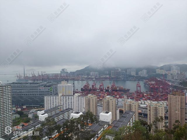 Kwai Chung - Highland Park 01