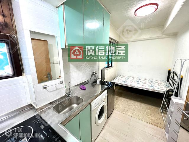 Mong Kok - Yau Wing Apartments 01