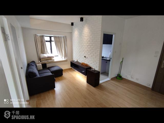 Ap Lei Chau - Pat Leung Building 01