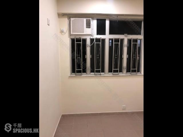 Sai Ying Pun - Sing Fai Building 01