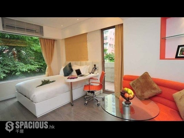 Wan Chai - 10, St. Francis Street 01