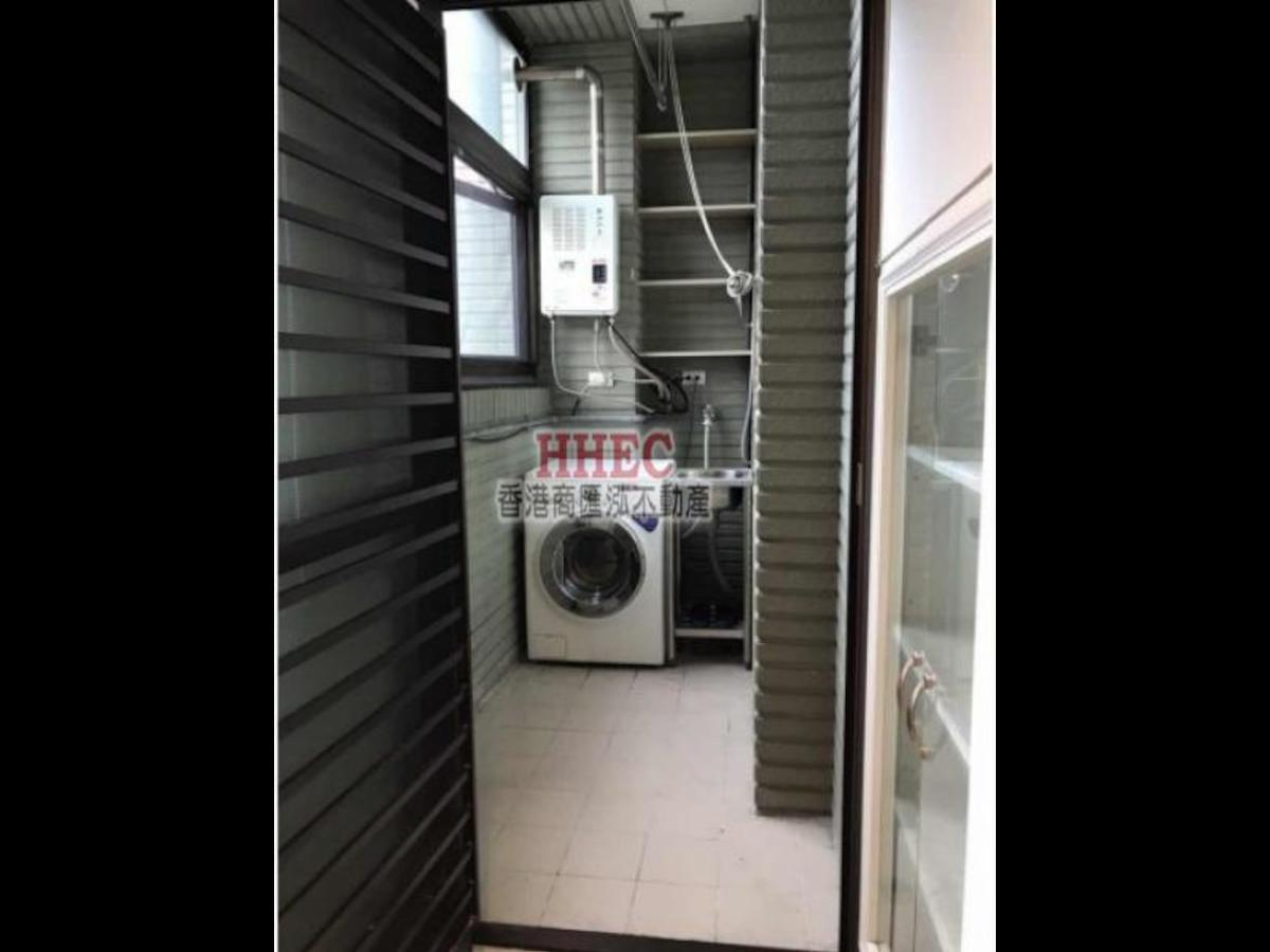 Daan - No. XXX, Section 1, Jianguo South Road, Da’an District, Taipei City, Taiwan 106 01