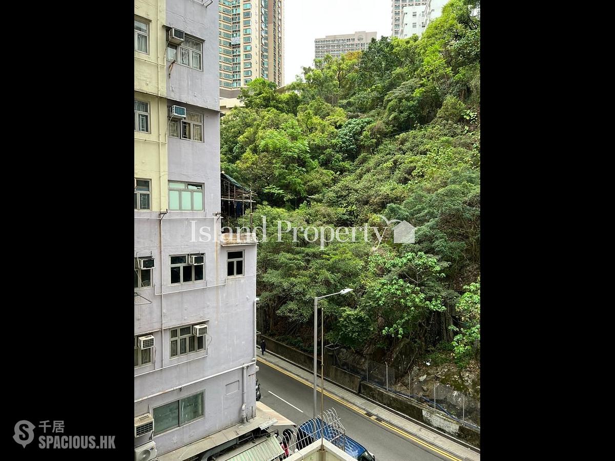 Kennedy Town - Pearl Court 01