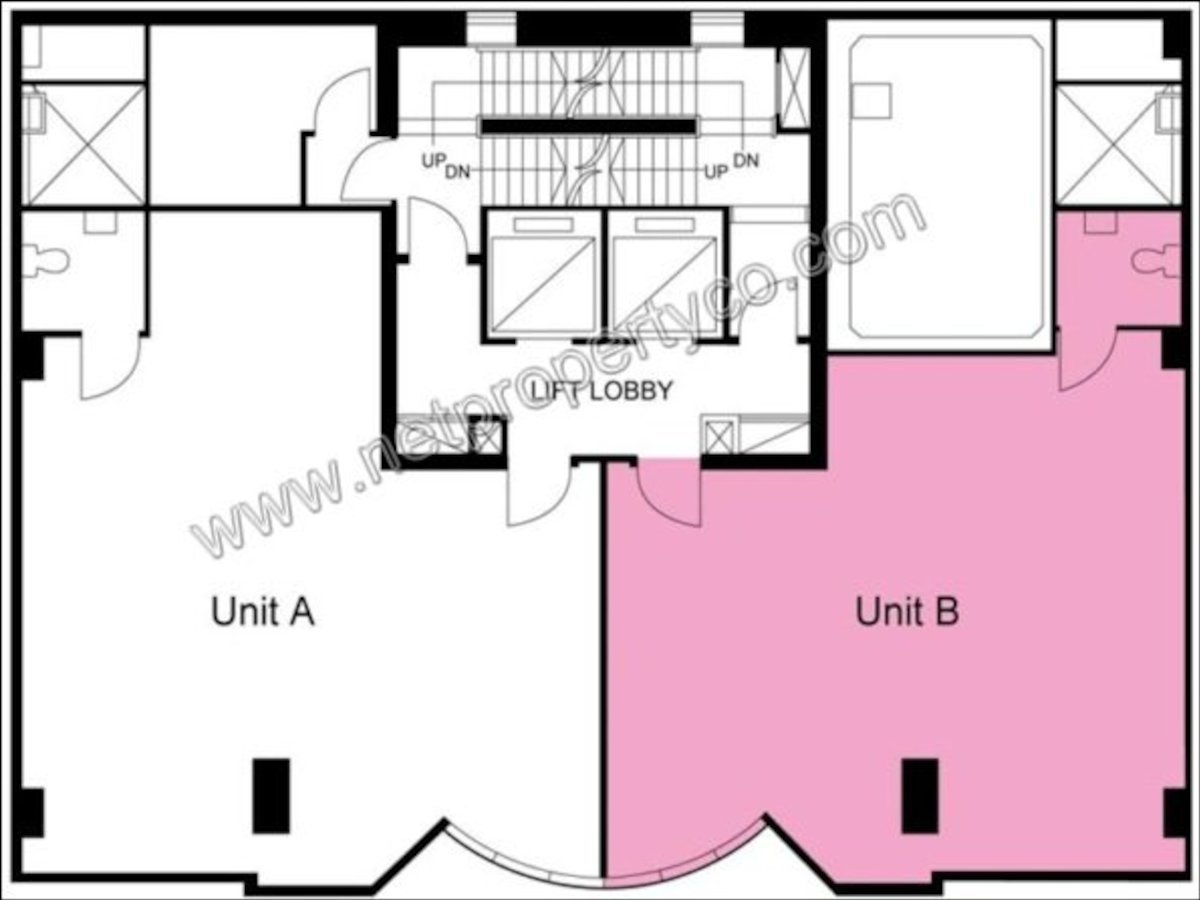 Central - 9, Chiu Lung Street 01