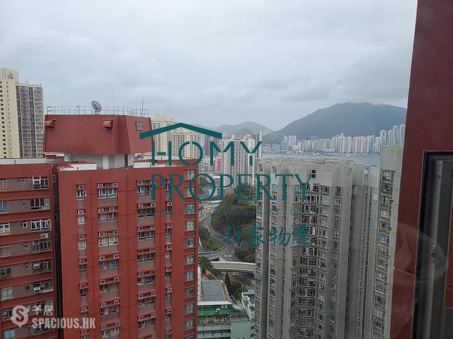 Lam Tin - Hong Tin Court 01