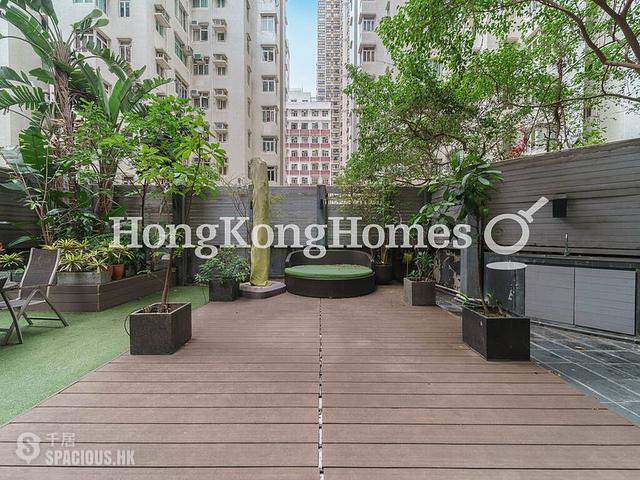 Tsim Sha Tsui - Brilliant Court 01