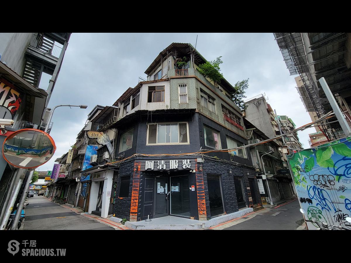 Wanhua - X Alley 8, Lane 90, Section 2, Hankou Street, Wanhua, Taipei 01