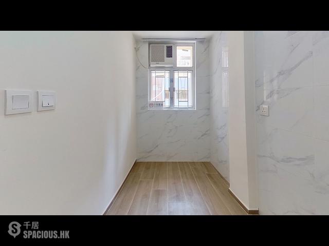 Sai Ying Pun - Lin Hing Building 01