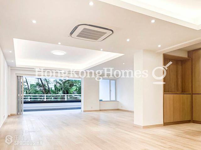 Yau Yat Chuen - Pine Court 01