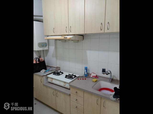 Sai Ying Pun - Yu Yee Building 01