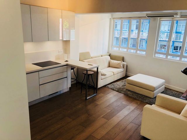 Sheung Wan - 14, Queen's Road West 01