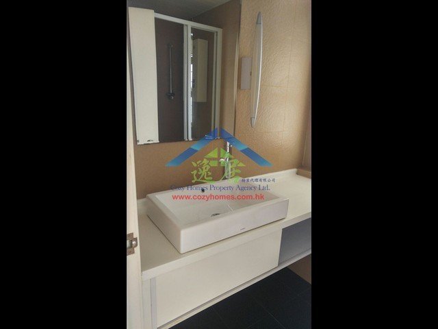 Pok Fu Lam - Chi Fu Fa Yuen Phase 1 Fu Fai Yuen (Block H2) 01