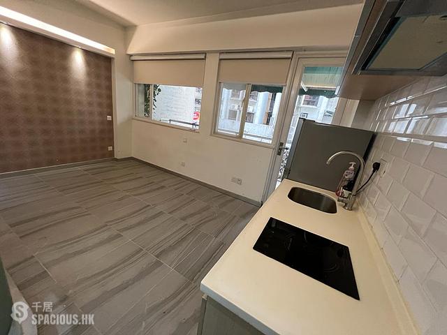 Sai Ying Pun - 246, Queen's Road West 01