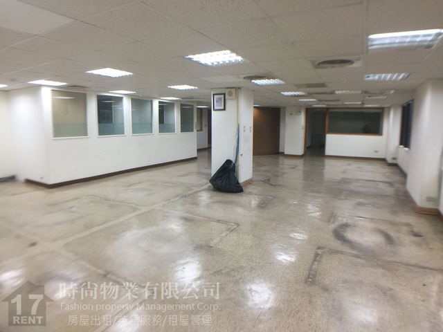 Daan - No. XXX, Section 4, Zhongxiao East Road, Da’an District, Taipei City, Taiwan 106 01