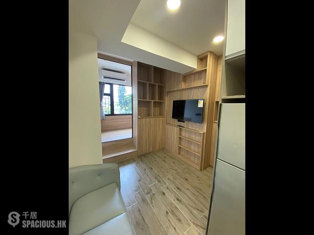 Wan Chai - 218, Gloucester Road 01