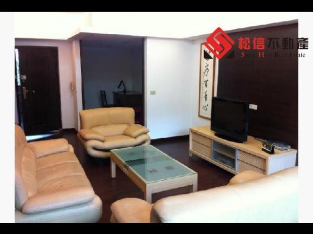 Shilin - No. X, Alley 33, Lane 114, Section 7, Zhongshan North Road, Shilin District, Taipei City, Taiwan 111 01