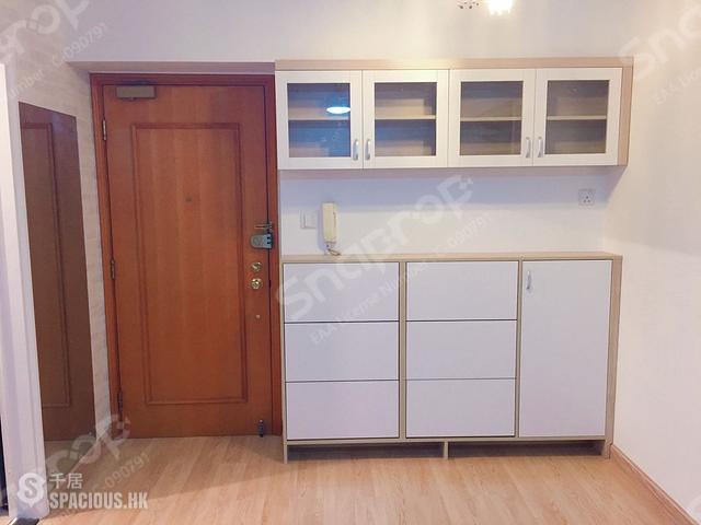 Yuen Long - Villa By The Park 01