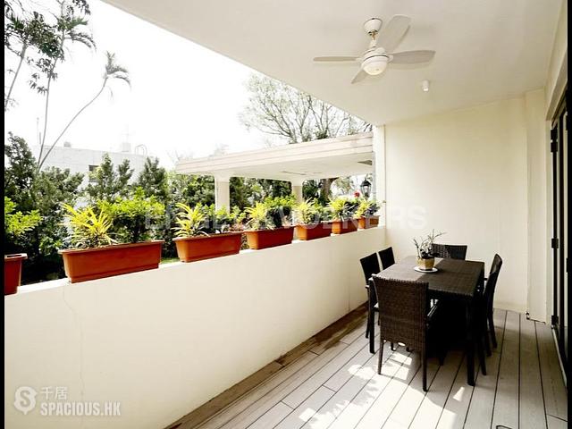 Stanley - 8A, Stanley Beach Road 01
