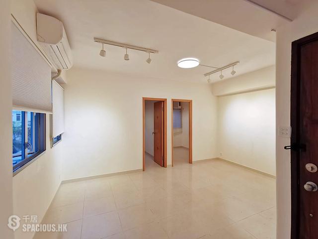 Poho - 3-3A, Upper Station Street 01