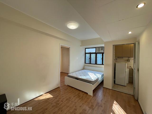 Central - 87, Hollywood Road 01