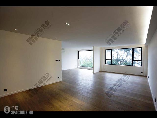 Stubbs Road - Jade House 01