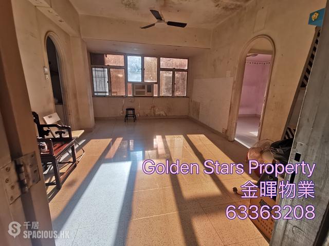 Sai Ying Pun - 88-90, High Street 01