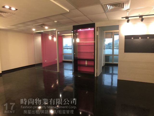 Xinyi - No. XXX, Songde Road, Xinyi District, Taipei City, Taiwan 110 01