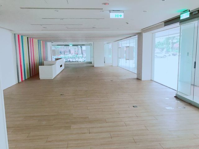 松山区 - 105台湾台北市松山區復興北路X號 01