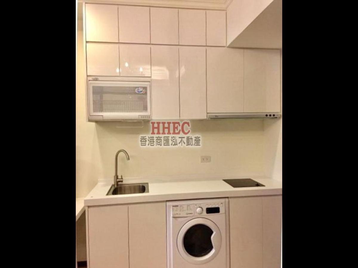 Xinyi - No. XXX, Section 5, Xinyi Road, Xinyi District, Taipei City, Taiwan 110 01