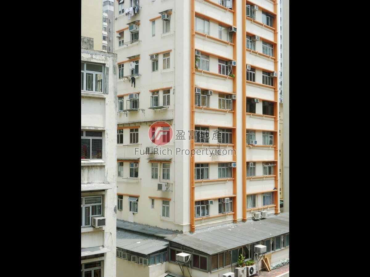 Wan Chai - Tung Shing (Sing) Building 01