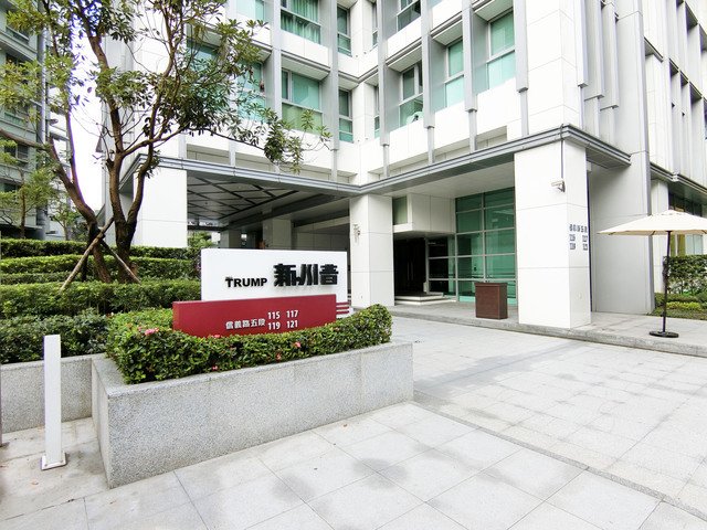 Xinyi - 110, Taiwan, Taipei City, Xinyi District, 信義路五段XXX號 01