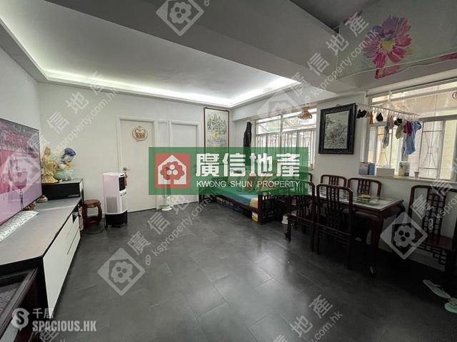 Yau Ma Tei - Lap Tak House 01