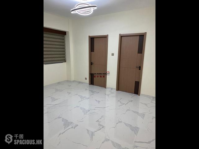 Causeway Bay - 454, Hennessy Road 01
