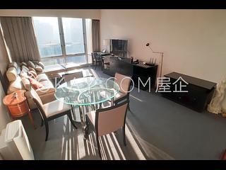 Wan Chai - Convention Plaza Apartments 04