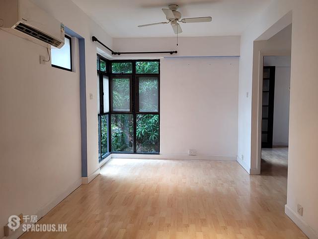 Peng Chau - Sea Crest Villa 01
