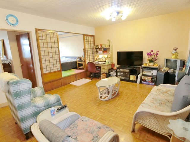Nangang - 115, Taiwan, Taipei City, Nangang District, 忠孝東路六段XXX號 01