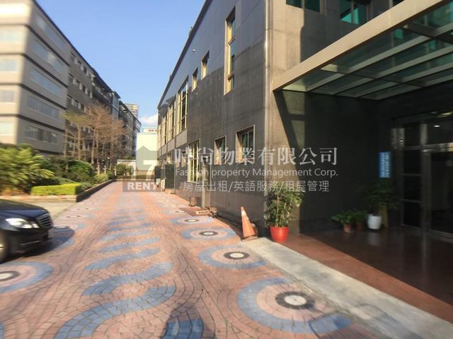 Neihu - 114, Taiwan, Taipei City, Neihu District, 行忠路XX號 01