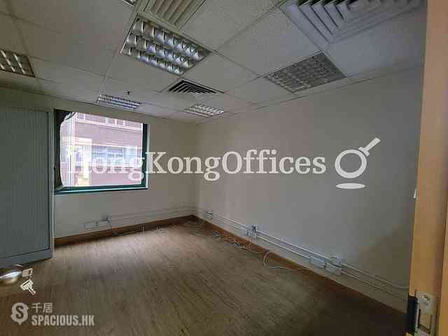 Wan Chai - One Capital Place 06