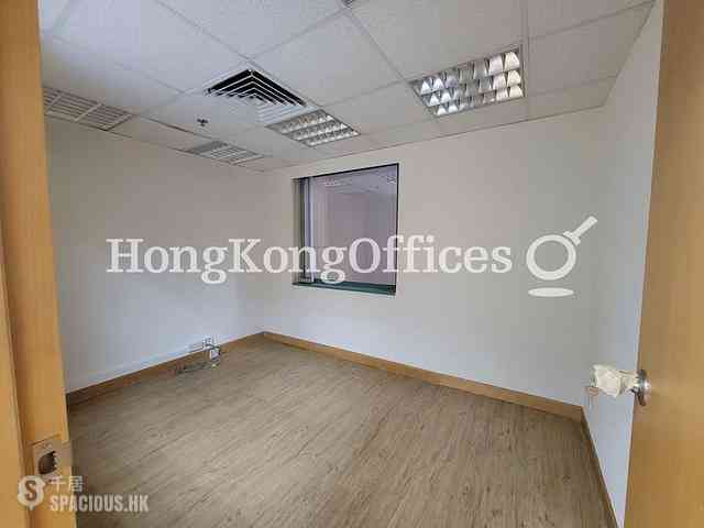 Wan Chai - One Capital Place 08