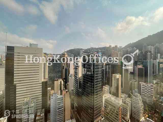 Central - The Center 01