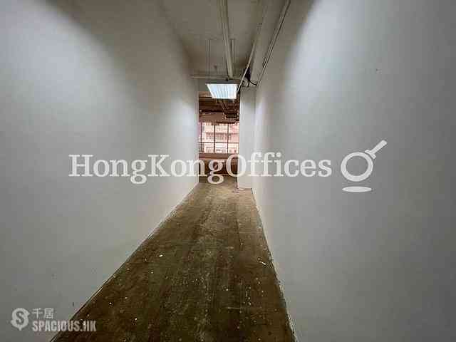 Wan Chai - East Town Building 02