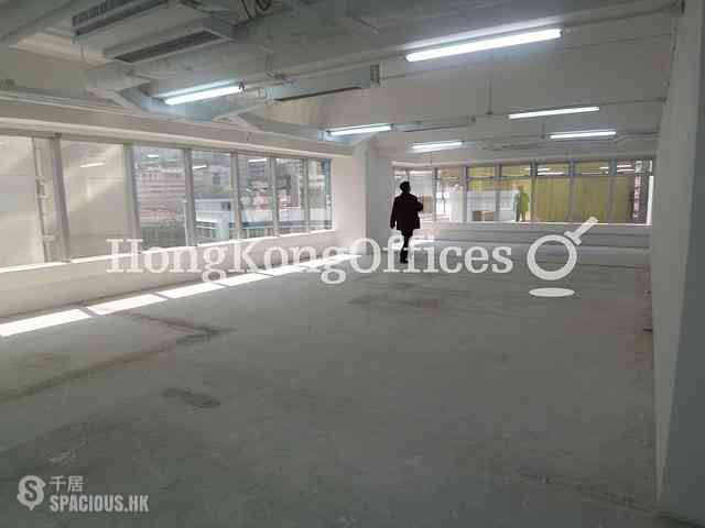 Central - Universal Trade Centre 05