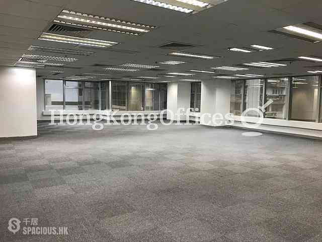 Central - Universal Trade Centre 01