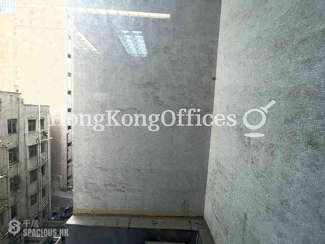 Sheung Wan - The Centre Mark 01