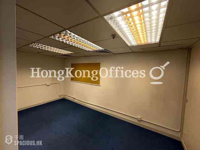 Sheung Wan - The Centre Mark 02