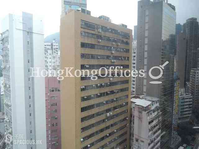 Wan Chai - The Hennessy 02