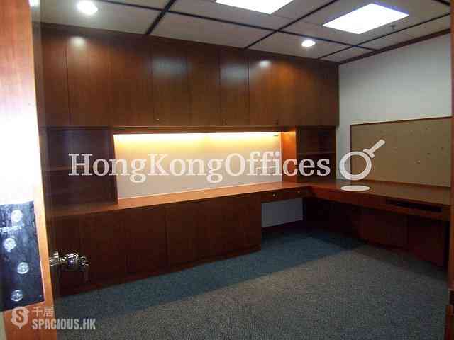 Wan Chai - Great Eagle Centre 03
