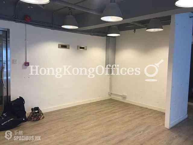 Central - Tin On Sing Commercial Building 03