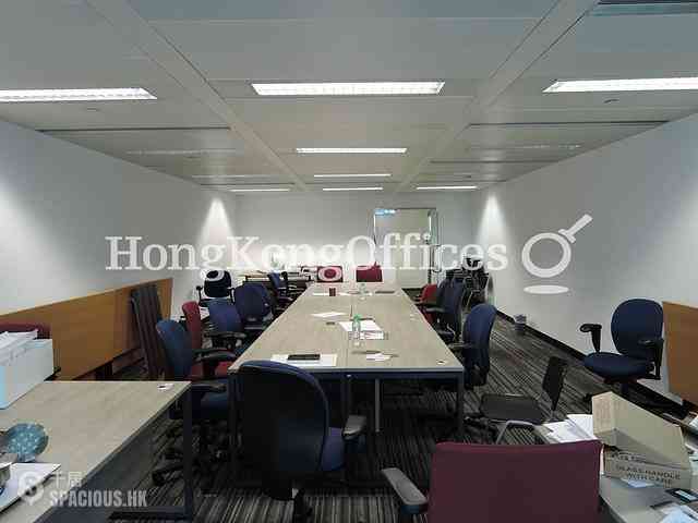 Wan Chai - Dah Sing Financial Centre 03