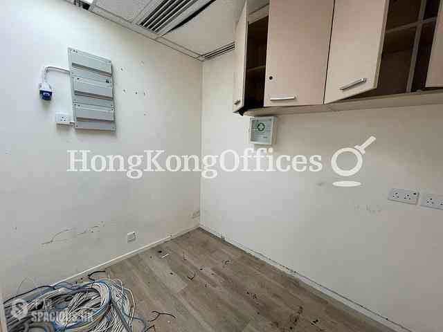Wan Chai - Jubilee Centre 08